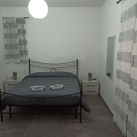 Intero Alloggio - Centro Storico - La Tana Di Aldo- 150 M Da Pepe In Grani Caiazzo 외부 사진