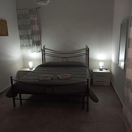 Intero Alloggio - Centro Storico - La Tana Di Aldo- 150 M Da Pepe In Grani Caiazzo 외부 사진